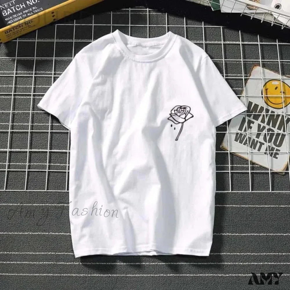 Amy Fashion - Ladies Heart Graphic T- Shirts