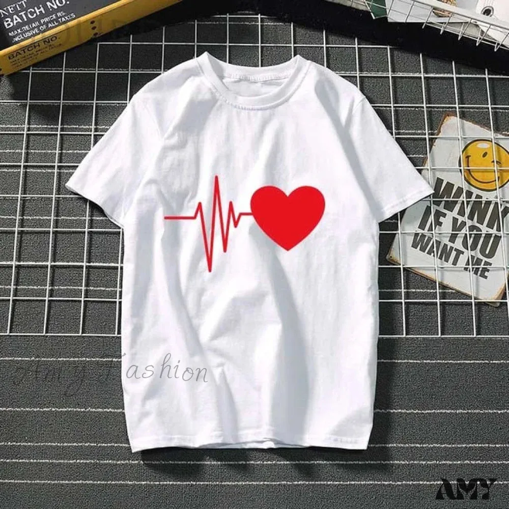 Amy Fashion - Ladies Heart Graphic T- Shirts