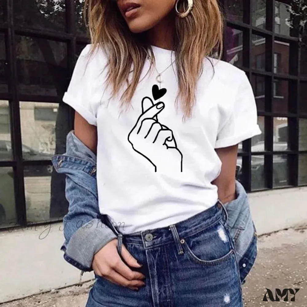 Amy Fashion - Ladies Heart Graphic T- Shirts