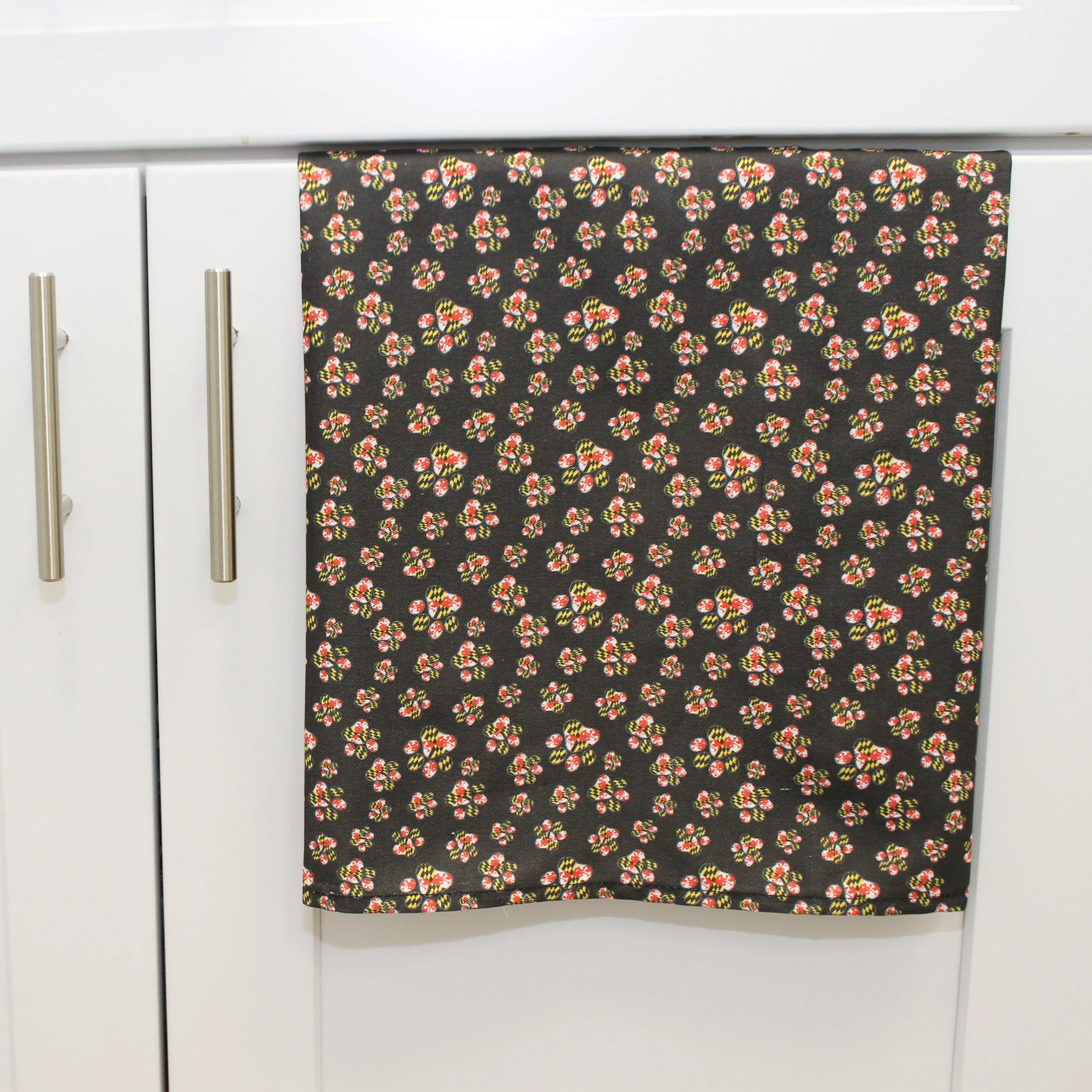 Maryland Paw Print Pattern (Black) / Kitchen Towel
